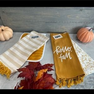 1 set of dish towels and 1 set dish towel and pot holder NWT